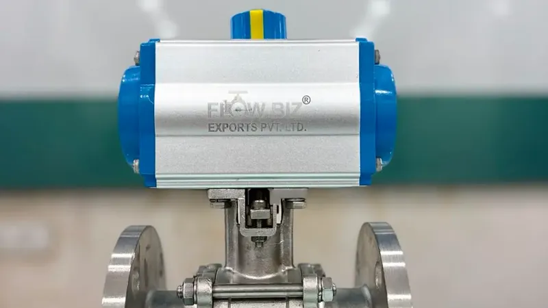 Pneumatic Double-Actuated 3-Piece Ball Valves | FlowBiz Exports