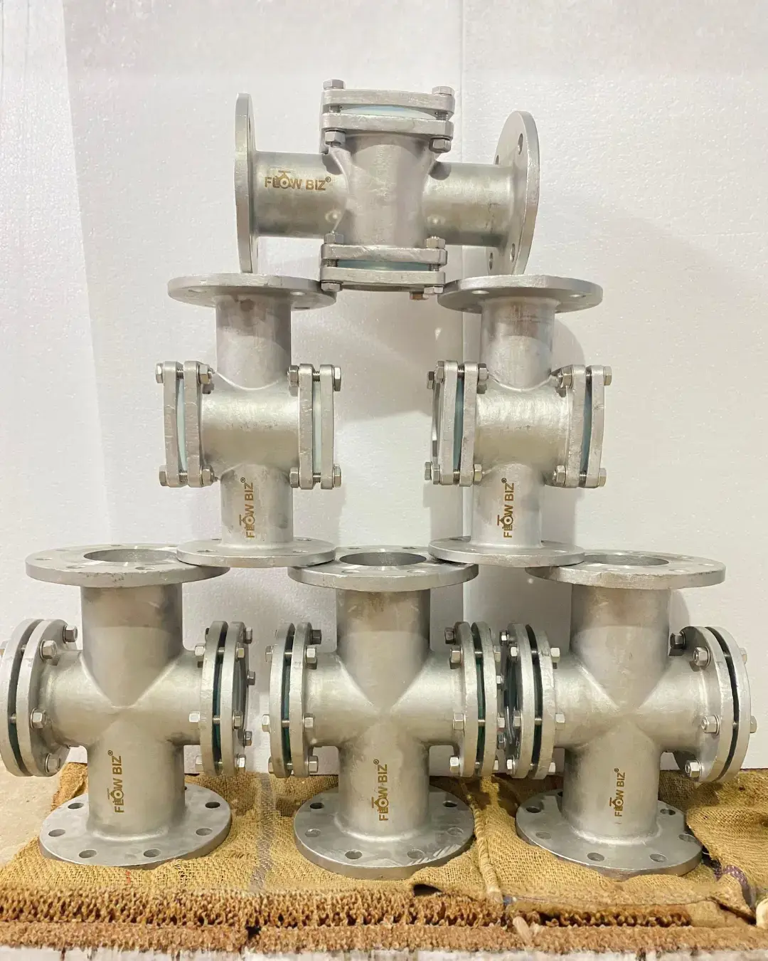 Industrial pipeline sight glass